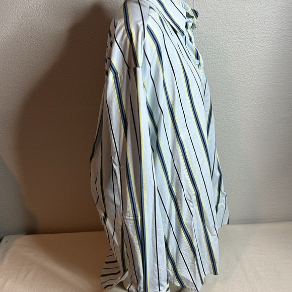 Lane Bryant Women’s Button-Up Shirt - Size 18/20 - Picture 3 of 6